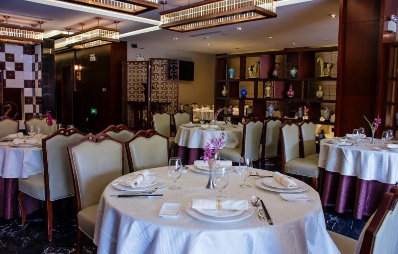 Tang Palace Hotel Акра Екстериор снимка